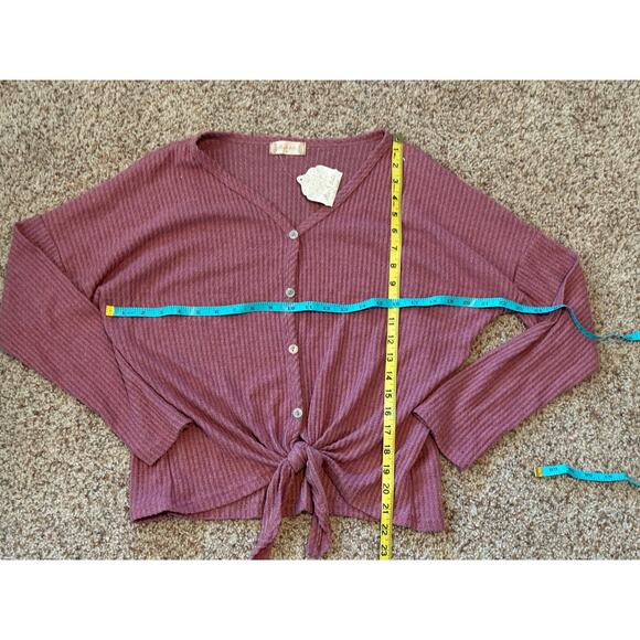 NWT - Altar'd State thermal Shirt, size Medium, Mauve/Pink - Picture 3 of 8